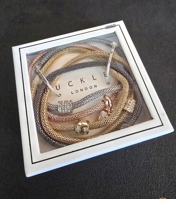 Juffair, Jewelry, BHD 5,  Amanda Buckley Set Of 5 Bracelets For Sale