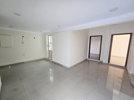 Jidhafs, Apartments, Flats, Houses & Villas, BHD 120/month,  2 BR,  65 Sq. Meter,  2BHK Apartment | Prime Location In Jidhafs