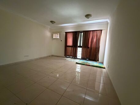 Adliya, Apartments, Flats, Houses & Villas, BHD 230/month,  3 BR,  Semi-Furnished Apartment For Rent In Adliya