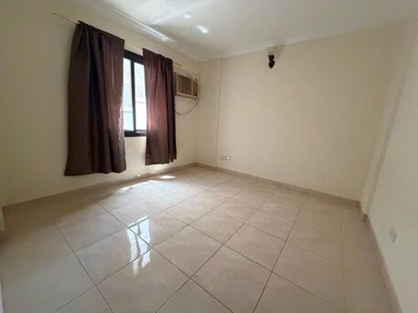 Adliya, Apartments, Flats, Houses & Villas, BHD 230/month,  3 BR,  Semi-Furnished Apartment For Rent In Adliya