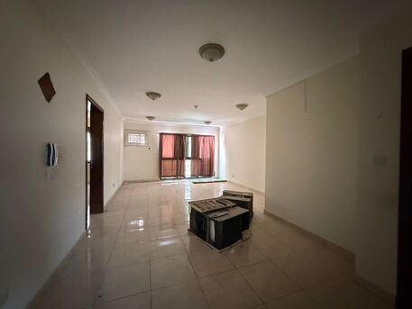 Adliya, Apartments, Flats, Houses & Villas, BHD 230/month,  3 BR,  Semi-Furnished Apartment For Rent In Adliya