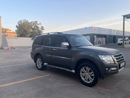 Al Rawdah, Vehicles, Cars & Trucks , SAR 43000,  Mitsubishi Pajero,  2017,  Automatic,  385000 KM,  For Sell