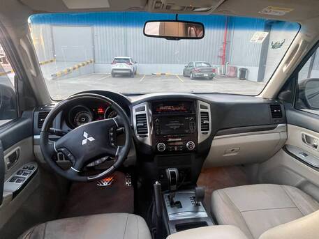 Al Rawdah, Vehicles, Cars & Trucks , SAR 43000,  Mitsubishi Pajero,  2017,  Automatic,  385000 KM,  For Sell