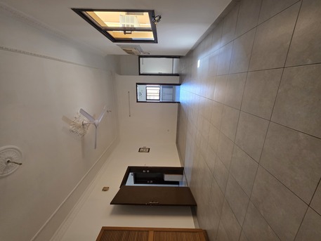 Hoora, Apartments, Flats, Houses & Villas, BHD 220/month,  2 BR,  -Very Bright Spacious Semi Furnished 2 BHK Family Flat With Ewa @220/BD In Hoora