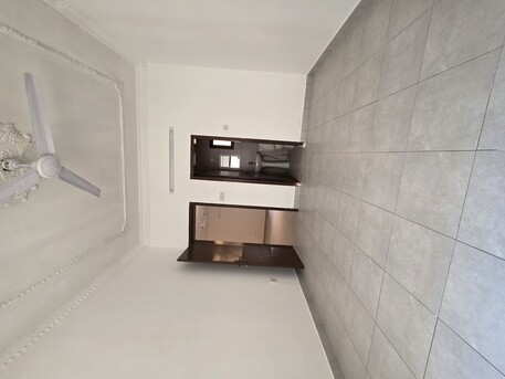 Hoora, Apartments, Flats, Houses & Villas, BHD 220/month,  2 BR,  -Very Bright Spacious Semi Furnished 2 BHK Family Flat With Ewa @220/BD In Hoora