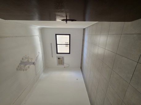Hoora, Apartments, Flats, Houses & Villas, BHD 220/month,  2 BR,  -Very Bright Spacious Semi Furnished 2 BHK Family Flat With Ewa @220/BD In Hoora