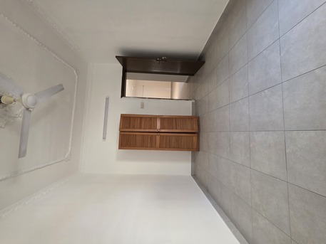 Hoora, Apartments, Flats, Houses & Villas, BHD 220/month,  2 BR,  -Very Bright Spacious Semi Furnished 2 BHK Family Flat With Ewa @220/BD In Hoora