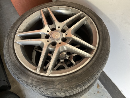 Jubail Industrial City, Auto Parts, SAR 800,  Mercedez Benz E200 Tire And Rim