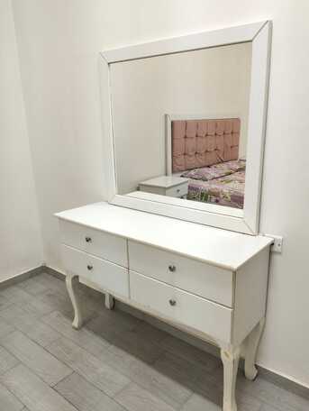 Al Kharj, Household Items, SAR 1400,  King-size 6-pc Bedroom Set &ndash; 1,400 SAR