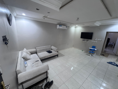 Riyadh, Apartments, Flats, Houses & Villas, 2 BR,  2bhk Flat Available For Rent (only Families)