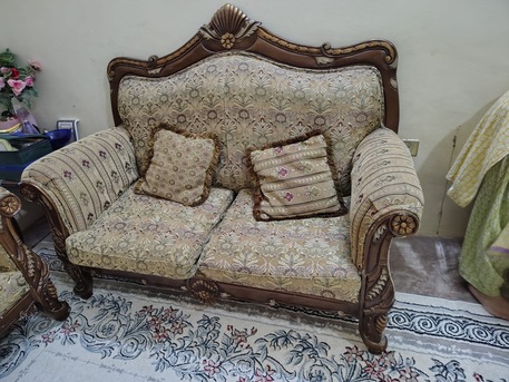 Riyadh, Free Items, FREE 7 SEATER SOFA