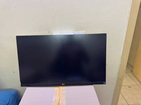 Umm Al Hamam, Electronics, SAR 600,  LG 27UK850-W 27-inch 4K UHD IPS Monitor