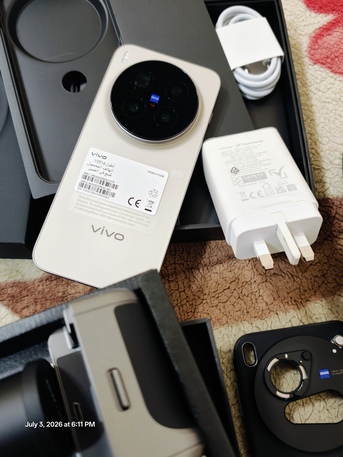 Dammam, Mobile Phones, SAR 4500,  VIVO X300 PRO & PHOTOGRAPHY KIT