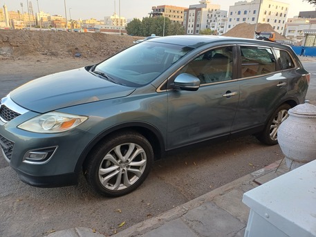 Jeddah, Vehicles, Cars & Trucks , SAR 32000,  Mazda CX-9,  2011,  Automatic,  294000 KM,  Well Maintained 8 Seater Family Car
