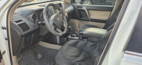 Jeddah, Vehicles, Cars & Trucks , SAR 43,  Toyota Prado,  2010,  Automatic,  286000 KM,