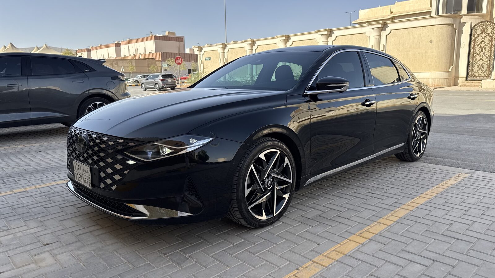 Al Rabwah, Vehicles, Cars & Trucks , SAR 86000,  Hyundai Azera,  2020,  138000 KM,  Super Clean Like New