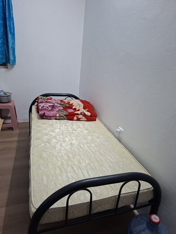 Busaiteen, Bedspace For Rent, BHD 35/month,  Bedspace Available 35bd With EWA Near Nesto Mart Busaiteen..only For Indians..plz Messege