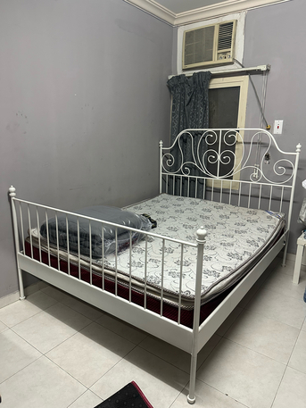 Dammam, Furniture, SAR 600,  Bed & Mattresses Qty 2 - King Size