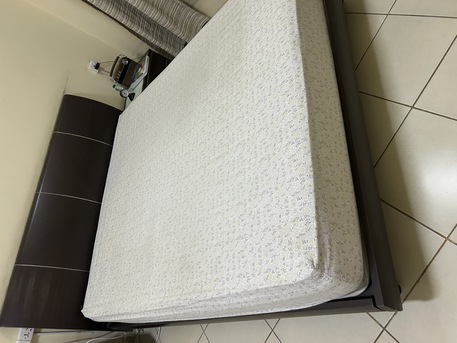 Al Malaz, Furniture, SAR 500,  King Size Bed With Branded Mattress