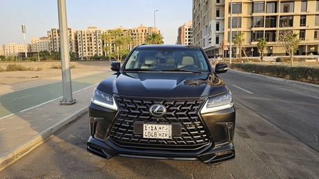 Mushrefah, Vehicles, Cars & Trucks , SAR 230000,  Lexus LX 570 KURO Black Edition Full Optoin Year 2018,  2018,  Automatic,  225 KM,