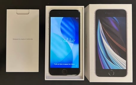Dammam, Mobile Phones, SAR 700,  Apple IPhone SE 2