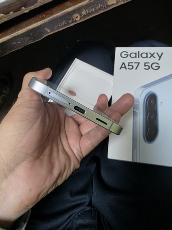 Khobar, Mobile Phones, SAR 1250,  Samsung Galaxy A57 5g 128gb Same Brand New Only Few Days Use Sale Swap