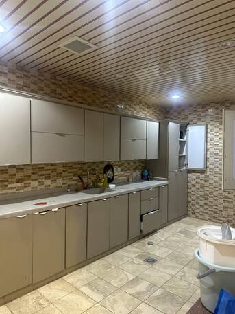 Al Jazirah, Apartments, Flats, Houses & Villas, SAR 40000/month,  3 BR,  Large Family Aprtment 3 Beadrooms 2bath Kitchen Cabintes ACS Are Installed