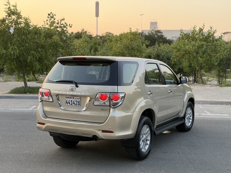 Manama, Vehicles, Cars & Trucks , BHD 4200,  Toyota Fortuner,  2013,  Automatic,  300000 KM,
