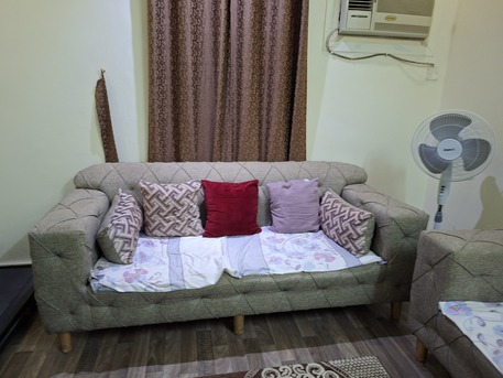 Riyadh, Household Items, SAR 450,  06 Seaters Sofa Set Heavy Wood Based Good Quality