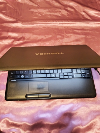 Riyadh, Computers, SAR 275,  TOSHIBA CORE I5.6GB RAM 500 GB HDD   NO BATTERY BACKUP.NO ISSUES. PRICE: 275 SR (FIXED)