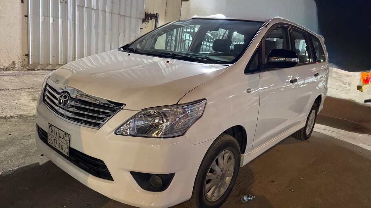 Riyadh, Vehicles, Cars & Trucks , SAR 38500,  TOYOTA INNOVA,  2016,  Automatic,  300 KM,  MID OPTION