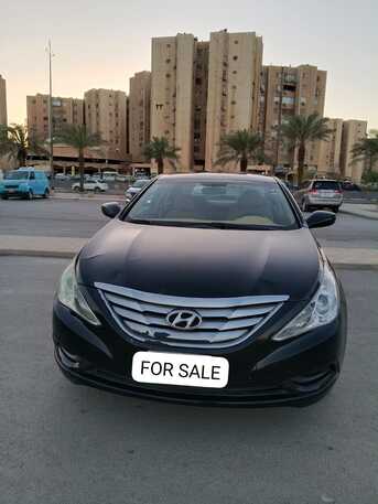 Al Wizarat, Vehicles, Cars & Trucks , SAR 22000,  Hyundai Sonata,  2011,  Automatic,  303651 KM,    For Sale &ndash; Well Maintained (Ready To Drive)
