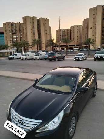 Al Wizarat, Vehicles, Cars & Trucks , SAR 22000,  Hyundai Sonata,  2011,  Automatic,  303651 KM,    For Sale &ndash; Well Maintained (Ready To Drive)