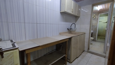 Sanabis, Apartments, Flats, Houses & Villas, BHD 140/year,  1 BR,  Sanabis:- Groundfloor Studio Flat On Rent With Unlimited Ewa..