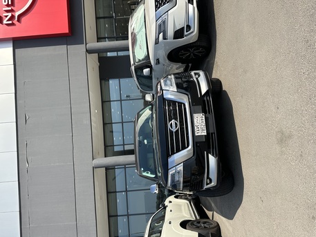 Jubail, Vehicles, Cars & Trucks , SAR 55000,  Nissan Patrol,  2014,  Automatic,  280000 KM,  Urgent Sale Nissan Petrol Good Condition Black Color