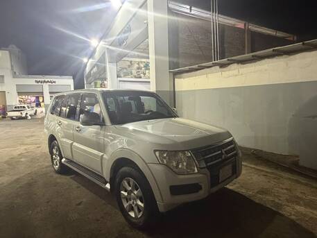 Hail, Vehicles, Cars & Trucks , SAR 40000,  Mitsubishi Pajero 2016,  2016,  Automatic,  300000 KM,  Pajero Executive Use Family Car