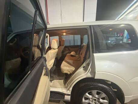 Hail, Vehicles, Cars & Trucks , SAR 40000,  Mitsubishi Pajero 2016,  2016,  Automatic,  300000 KM,  Pajero Executive Use Family Car