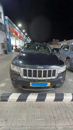 Riyadh, Vehicles, Cars & Trucks , SAR 21000,  Jeep Grand Cherokee Overland,  2012,  Automatic,  292000 KM,