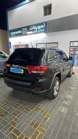 Riyadh, Vehicles, Cars & Trucks , SAR 21000,  Jeep Grand Cherokee Overland,  2012,  Automatic,  292000 KM,