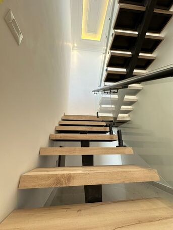 Amman, Apartments, Flats, Houses & Villas, JOD 30000/year,  3 BR,  240 Sq. Meter,  Elegant Duplex Rooftop For Rent