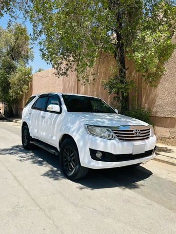 Riyadh, Vehicles, Cars & Trucks , SAR 39500,  Toyota Fortuner,  2014,  Automatic,  330000 KM,    MODEL 4 CYLINDER 4 WHEEL DRIVE
