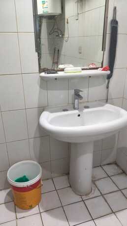 Al Batha, Bedspace For Rent, Executive Bed Space Available &ndash; Safe Family Building &ndash; Al Batha