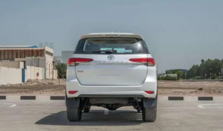 Al Jubail Al Balad, Logistics, Toyota Fortuner 2025 For Monthly Yearly Rent GCC Specs