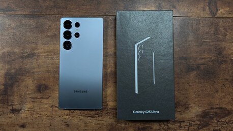 Umm Al Hassam, Mobile Phones, BHD 310,  Samsung Galaxy S25 Ultra &ndash; 12GB RAM / 256GB Storage &ndash; Silver Blue &ndash; Excellent Condition