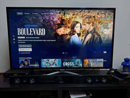 Khobar, Home Audio, SAR 650,  Moving Out Sale: Samsung SMART Series 5 LED TV 46"
