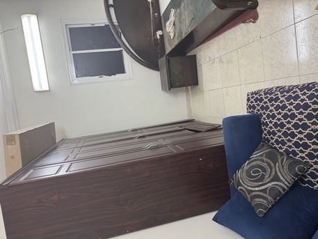 Yanbu, Free Items, Items For Free