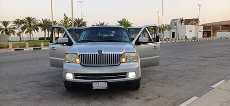 Riyadh, Vehicles, Cars & Trucks , SAR 12000,  Ferrari F 2005,  2005,  Automatic,  420000 KM,  For Sale:  Lincoln Navigator, Clean Condition, For 12,000 Riyals.