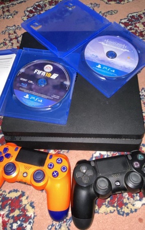 Jeddah, Video Games, SAR 650,  Ps4 Slim 500gb