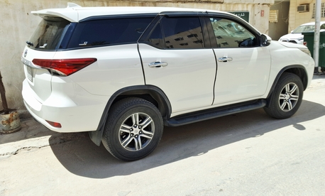 Riyadh, Vehicles, Cars & Trucks , SAR 80000,  Toyota Fortuner,  2021,  Automatic,  97900 KM,    GX2 4X2 4X2 2.7 PETROL SPORTS UTILITY 5Dr