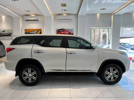 East Riffa, Vehicles, Cars & Trucks , BHD 9900,  Toyota Fortuner,  2022,  Automatic,  25000 KM,   MODEL  FOR SALE